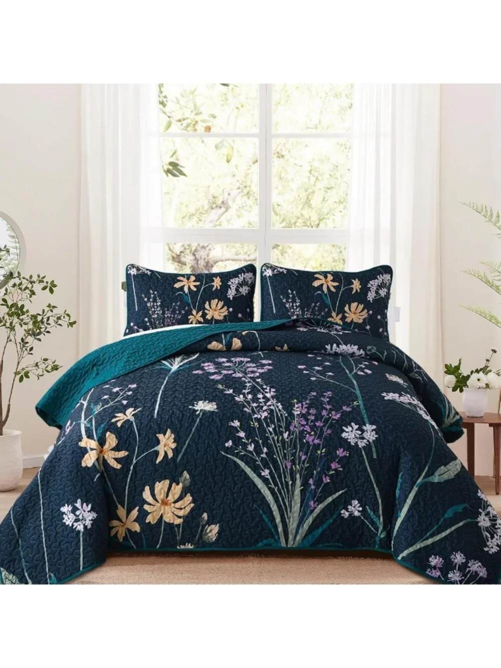 King Size Floral Quilt Set - Dark Green Botanical Bedspread for Cozy Bedrooms